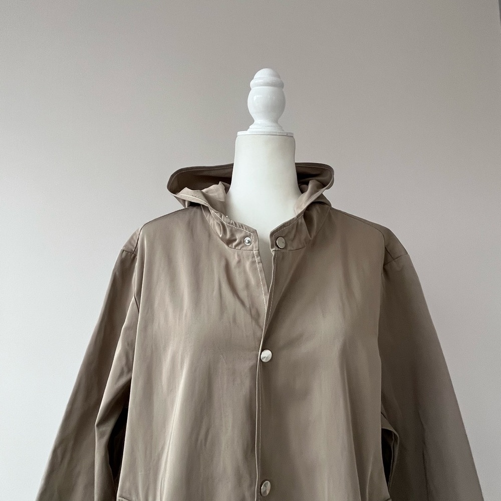 Ih Nom Uh Nit Taupe Long Raincoat with Contrast Stitching and Snap Buttons - Picture 6 of 11